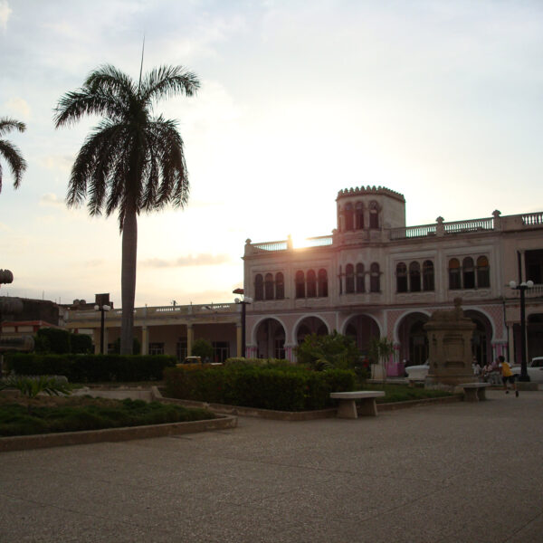 Edificio Quirch - Manzanillo - Cuba