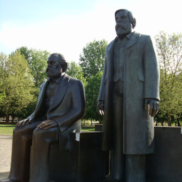 Marx-Engels-Forum - Berlijn - Duitsland