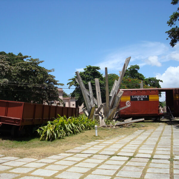Tren Blindado-monument - Santa Clara - Cuba