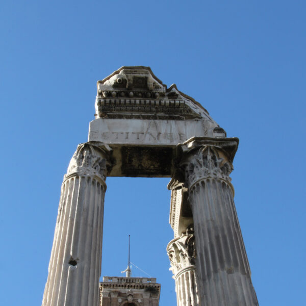 Tempel van Saturnus - Rome - Italië