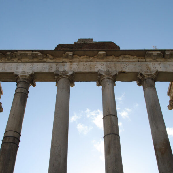 Tempel van Saturnus - Rome - Italië