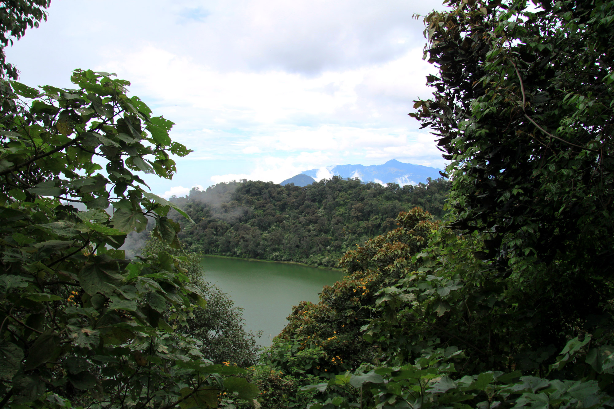 Guatemala 2015 - dag 12 - Een blik op het kratermeer van Volcán Chicabal