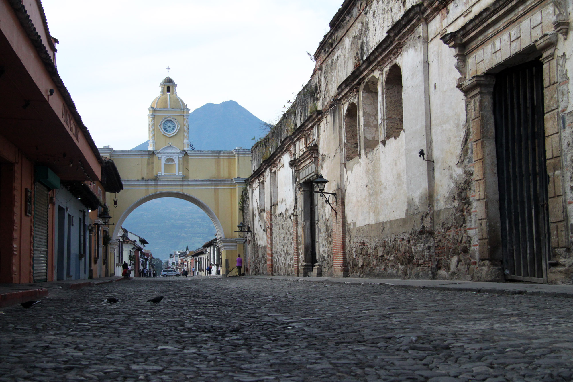 Guatemala 2015 - dag 2 - De Arco de Santa Catalina in Antigua