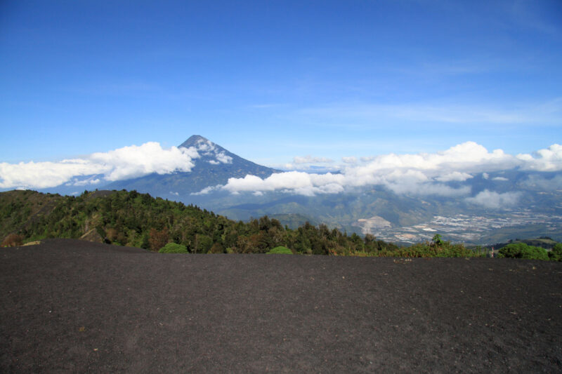 Guatemala 2015 - dag 3 - Uitzicht vanaf de Volcán Pacaya