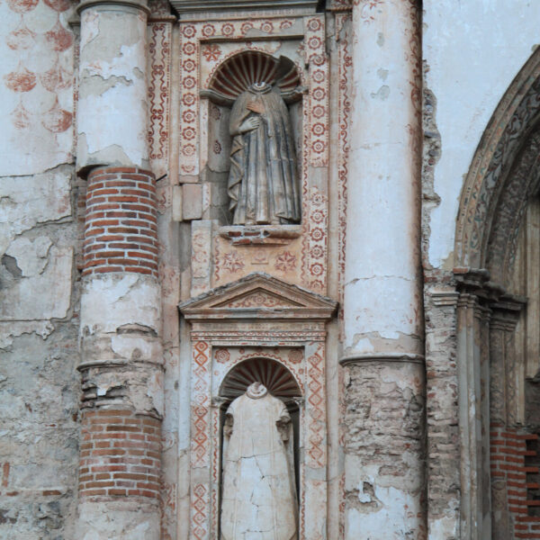Iglesia y Convento de la Compañia de Jesús - Antigua - Guatemala