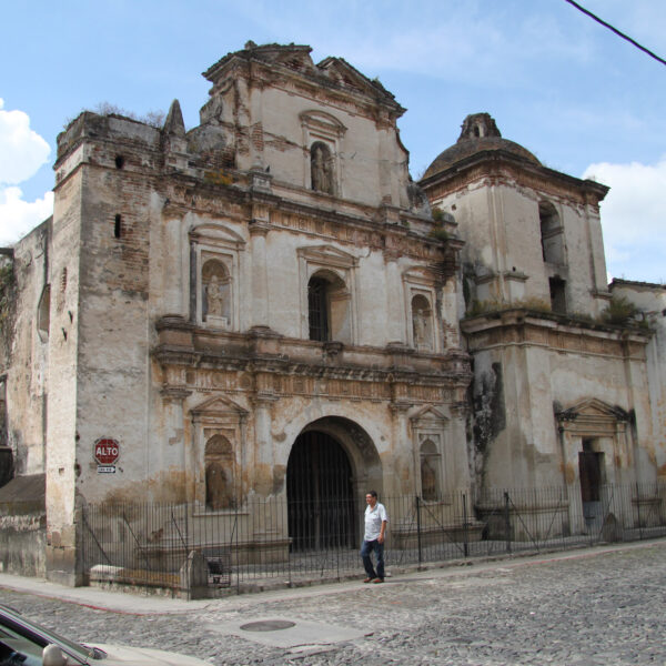 Iglesia y Convento de San Agustin - Antigua - Guatemala