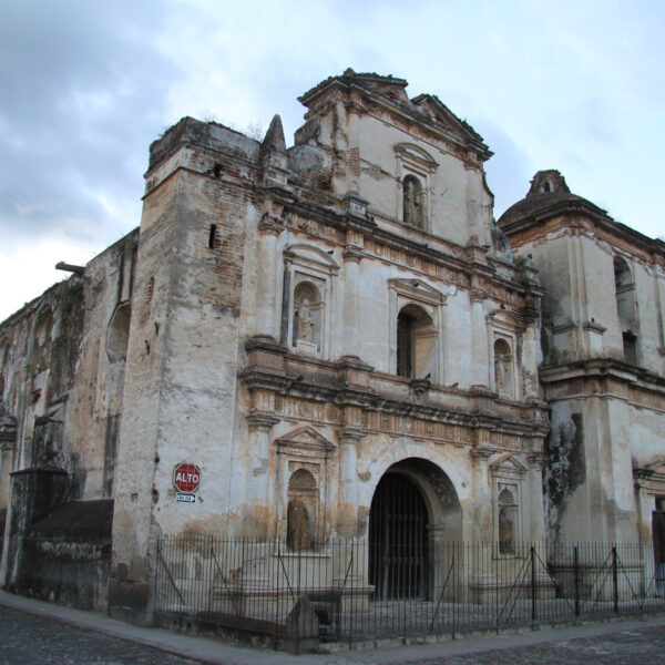 Iglesia y Convento de San Agustin - Antigua - Guatemala