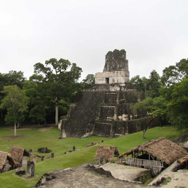 Grand Plaza - Tikal - Guatemala