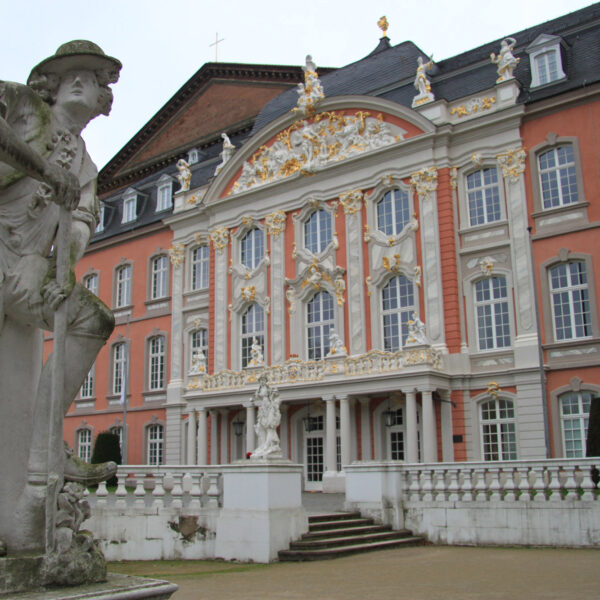 Kurfürstliche Palais - Trier - Duitsland