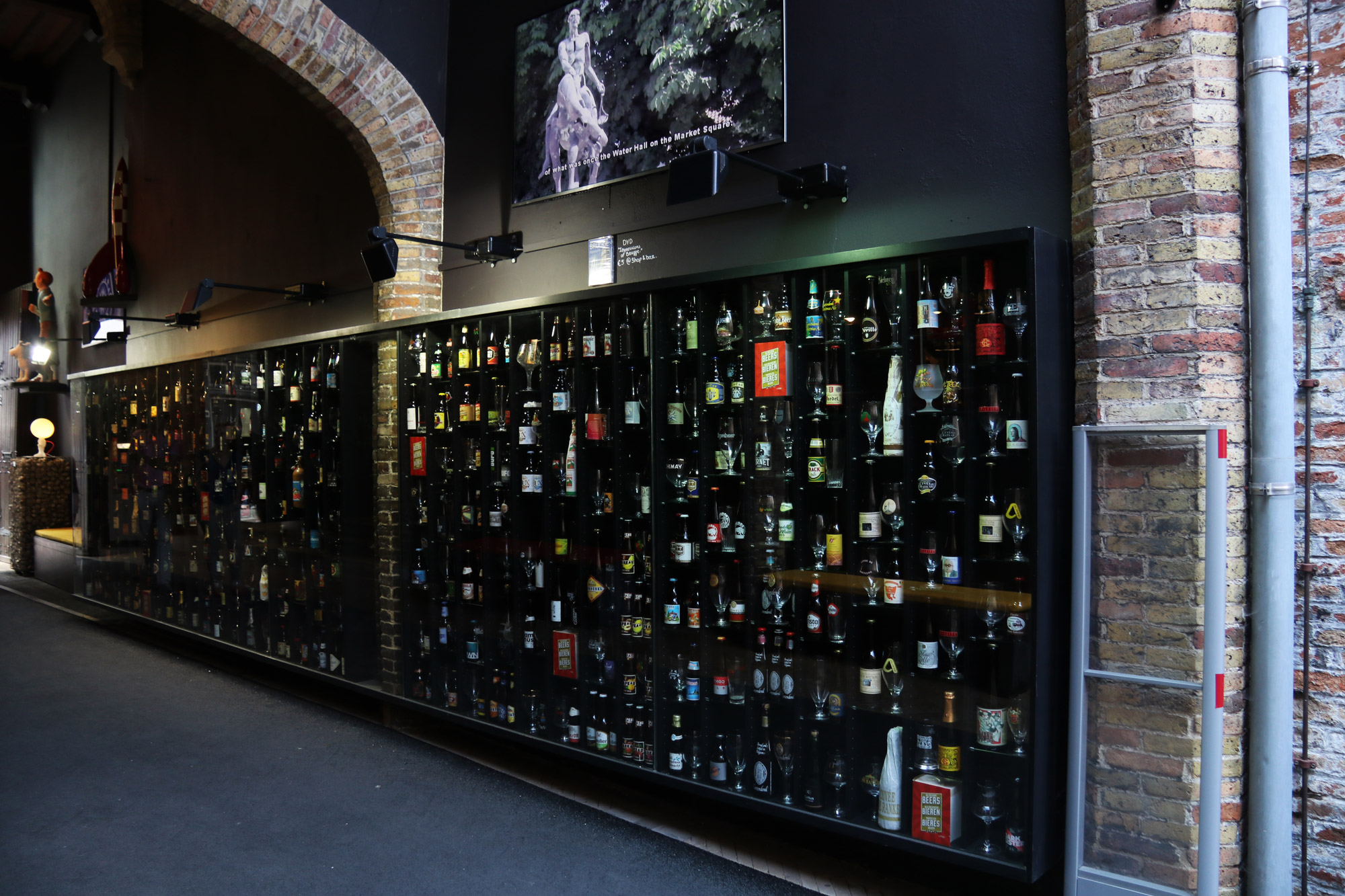 5 leuke biercafés in Brugge - 2BE The Beer Wall