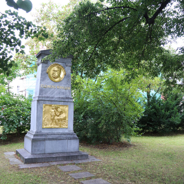 Clemens-Winkler-Denkmal - Freiberg - Duitsland