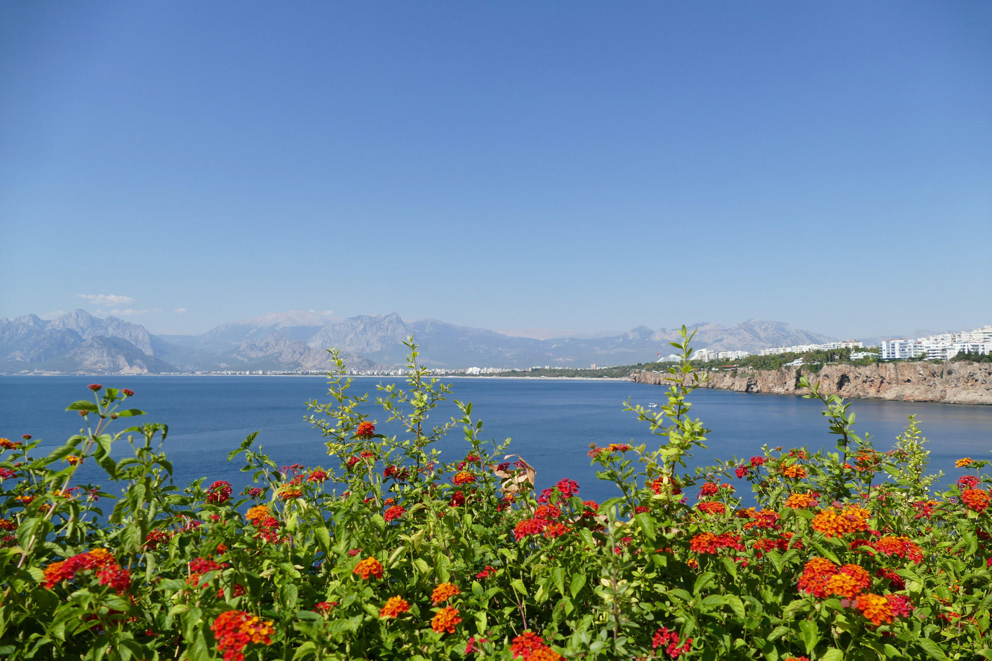 Een bezoek aan Kaleiçi in Antalya - Uitzicht op de Middellandse Zee