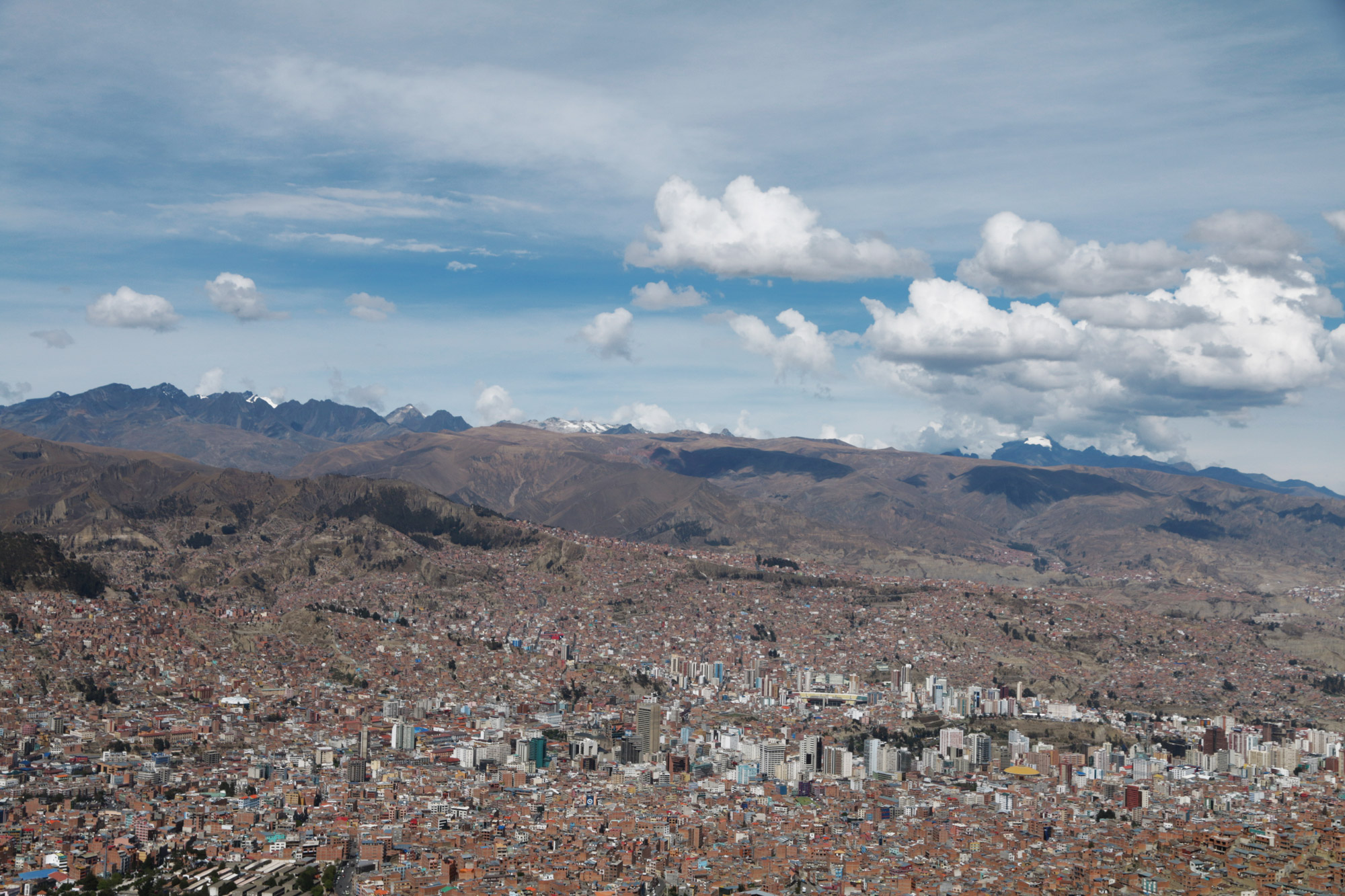 Reisverslaag Bolivia: We survived the Death Road - Blik op La Paz vanaf de heuvels
