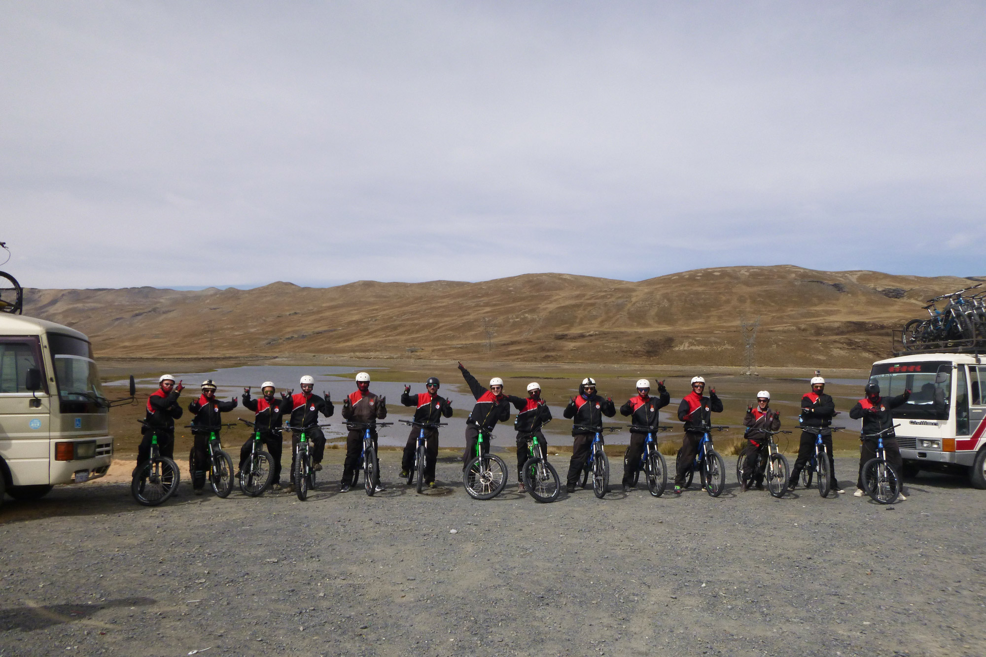 Reisverslaag Bolivia: We survived the Death Road - De Gravity Assisted Mountain Biking groep