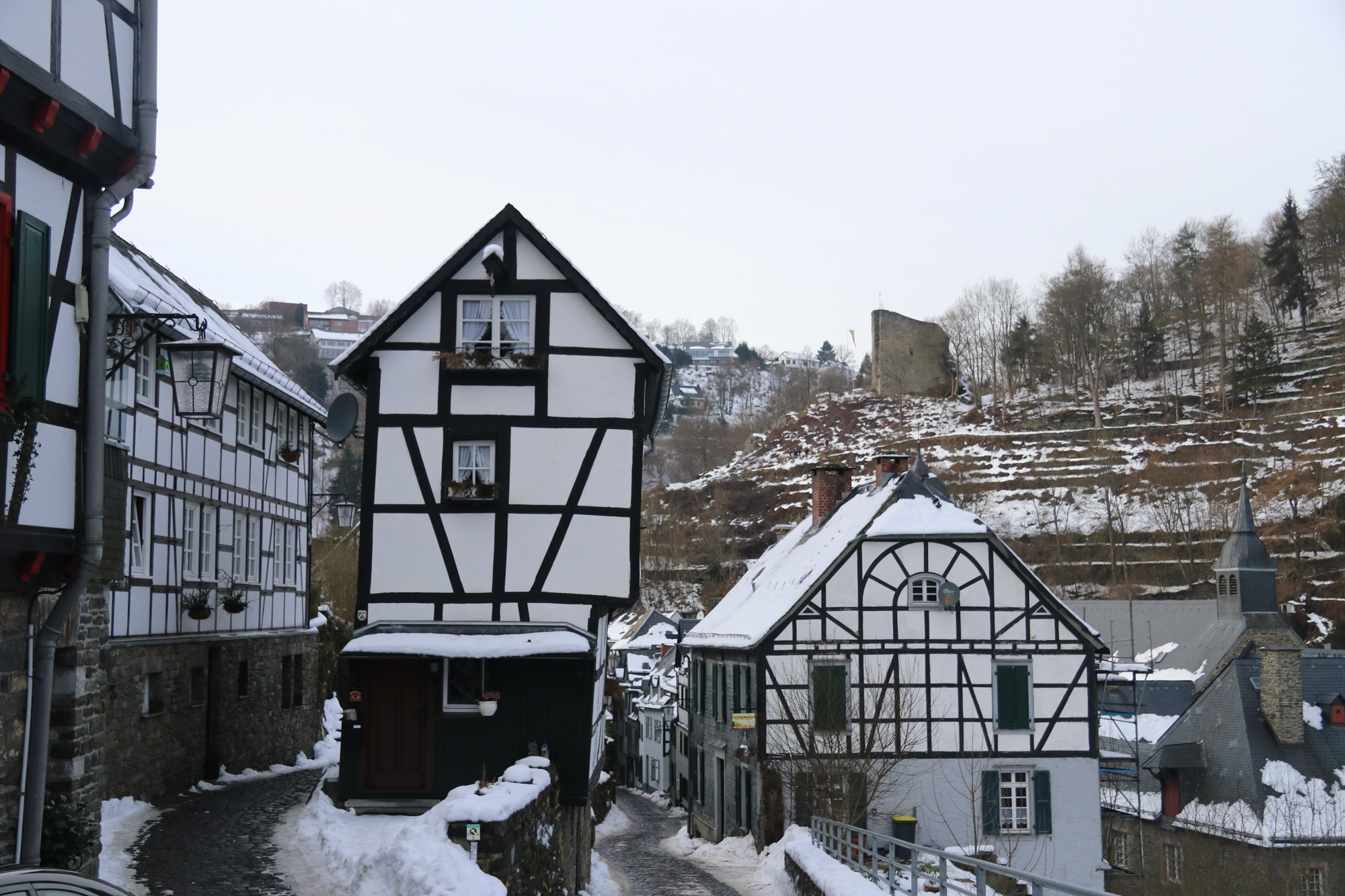 Weekendje in Monschau in 10 beelden - Fraaie architectuur met oude vakwerkhuizen