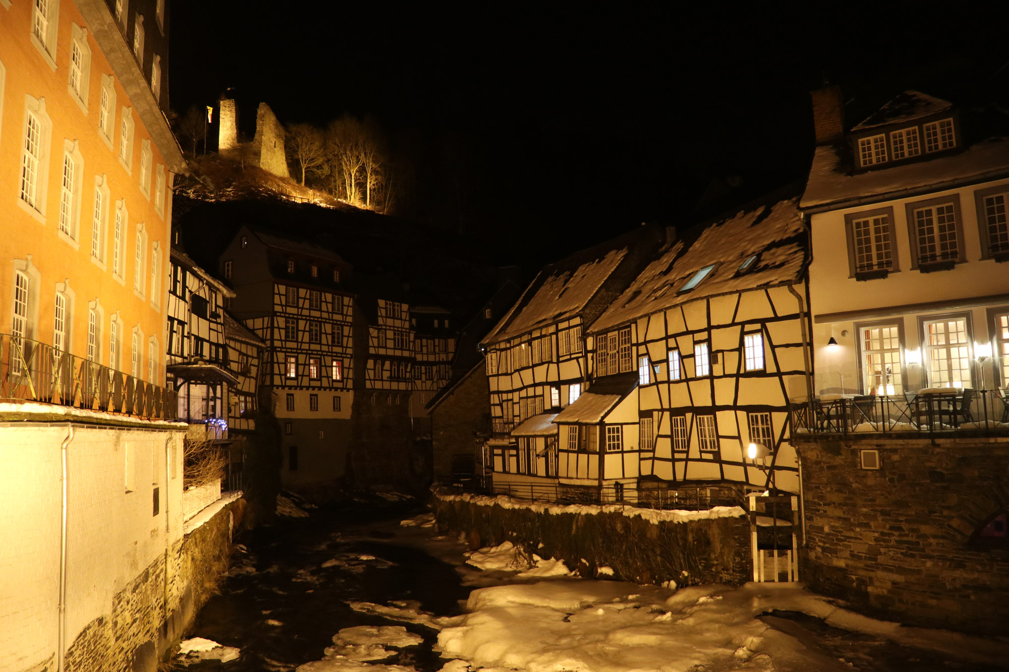 Weekendje in Monschau in 10 beelden - Monschau bij nacht