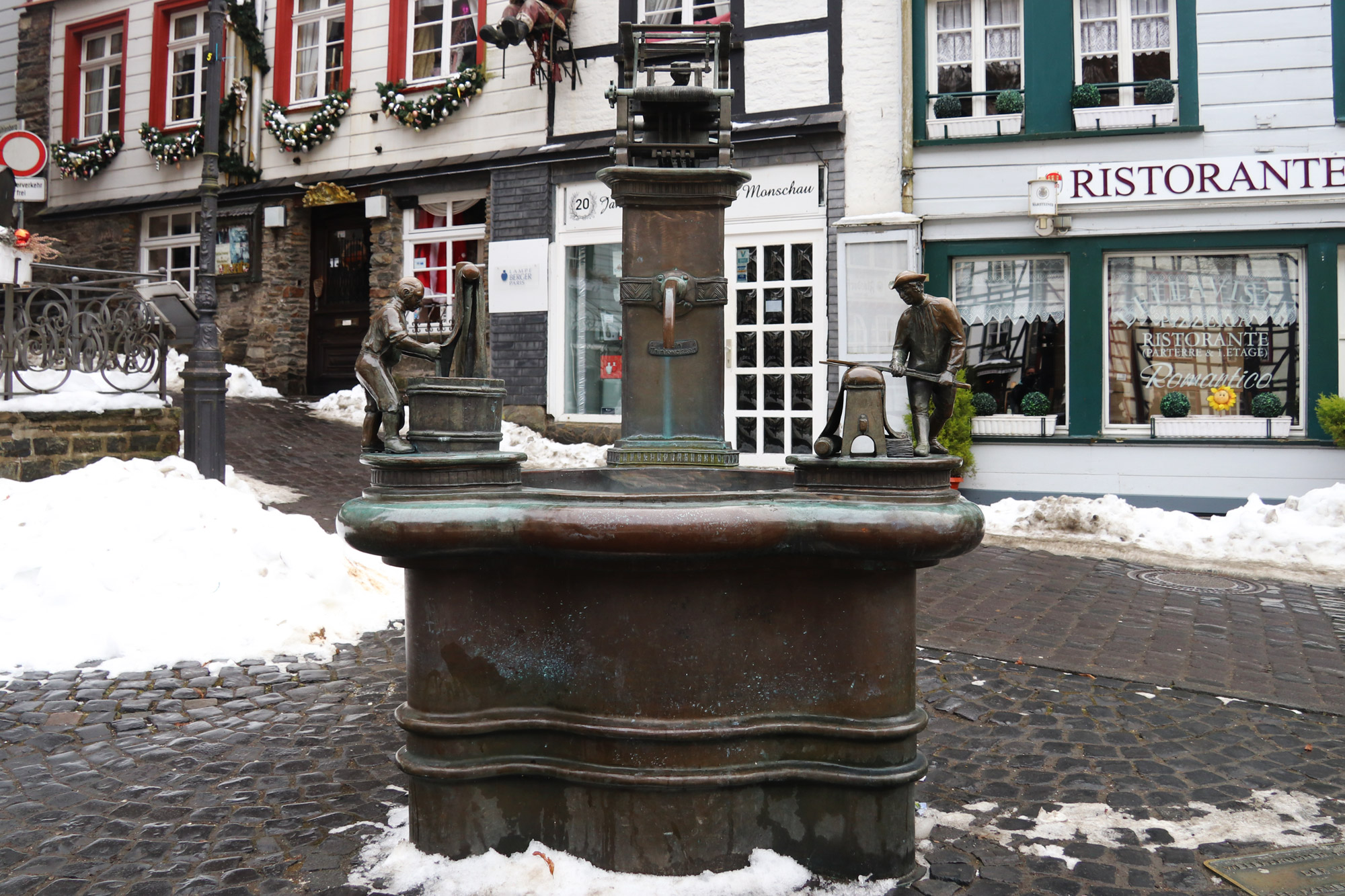 Stedentrip Monschau - Weberbrunnen