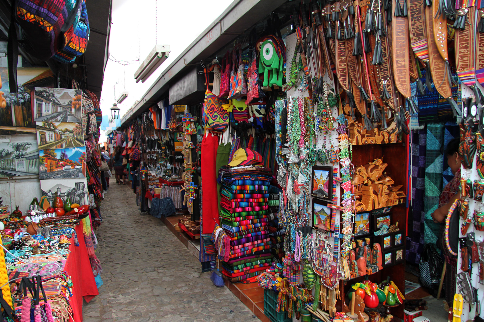 13 must do's in Antigua - Struin over de kleurrijke markt(en)
