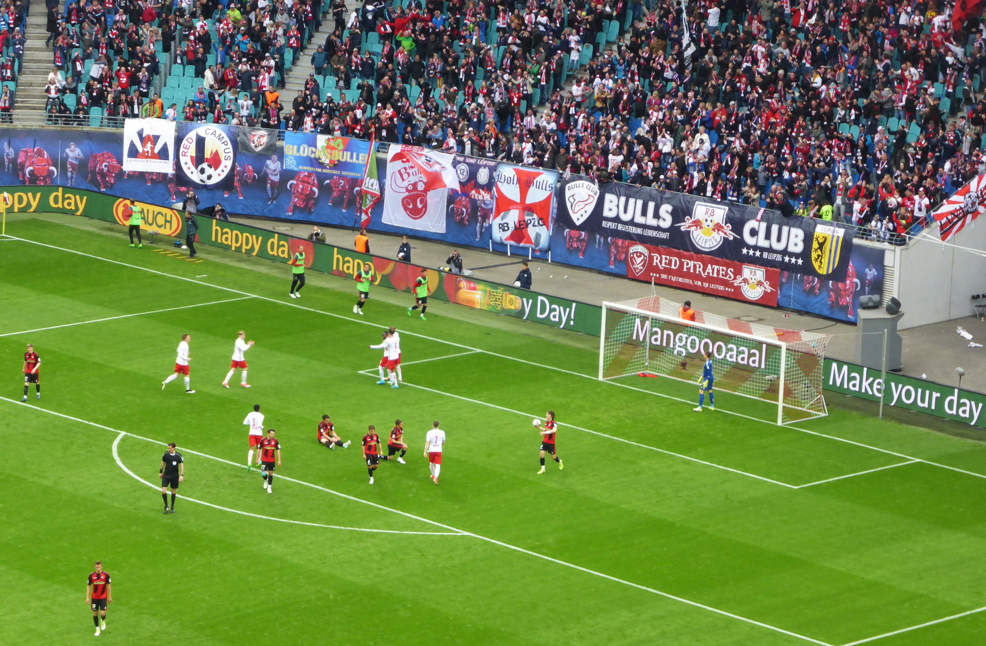 Voetbalwedstrijd van RB Leipzig bezoeken