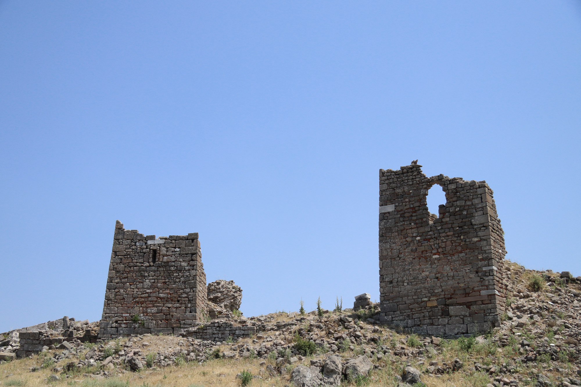 Turkije reisverslag: Bergama en Ayvalik - De oude stadsmuren van Bergama