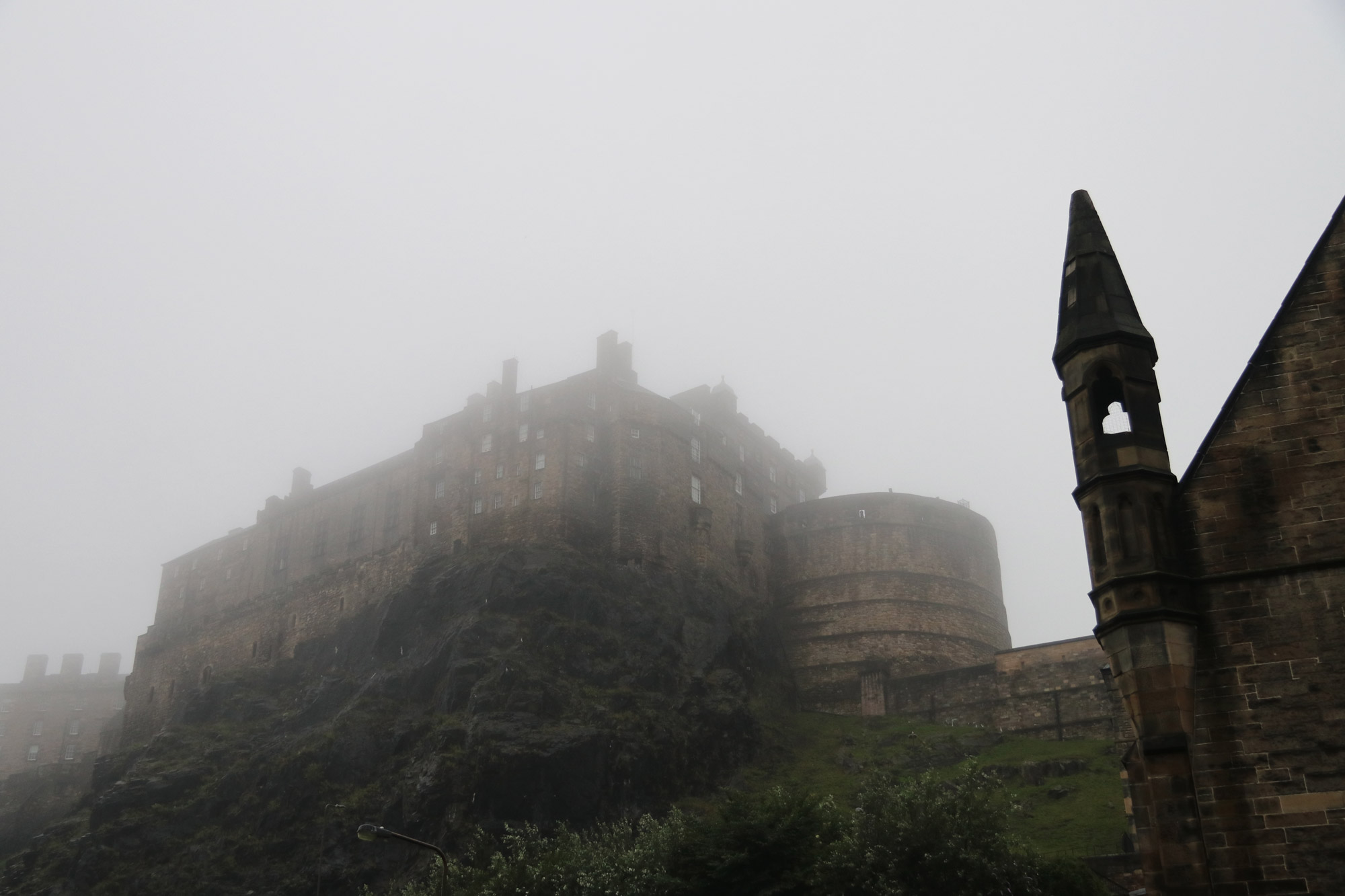 Mannenweekend Edinburgh - Het kasteel in de mist