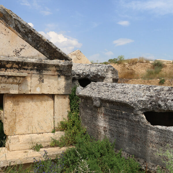 Turkije reisverslag: Pamukkale en Hiërapolis - Graven van Necropolis