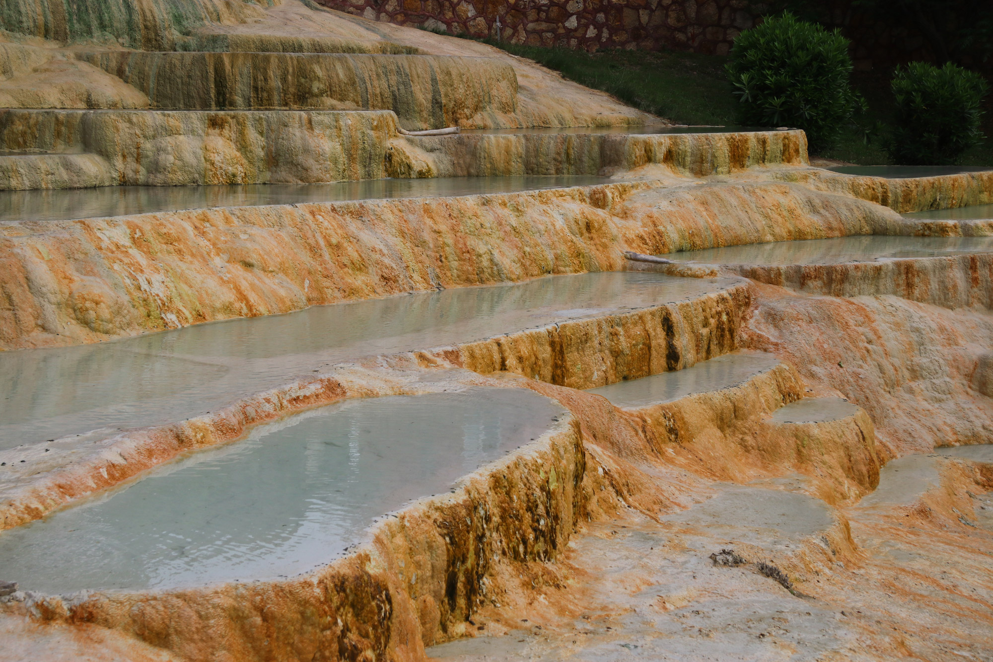 Turkije reisverslag: Pamukkale en Hiërapolis - Klein Pamukkale in Karahayit