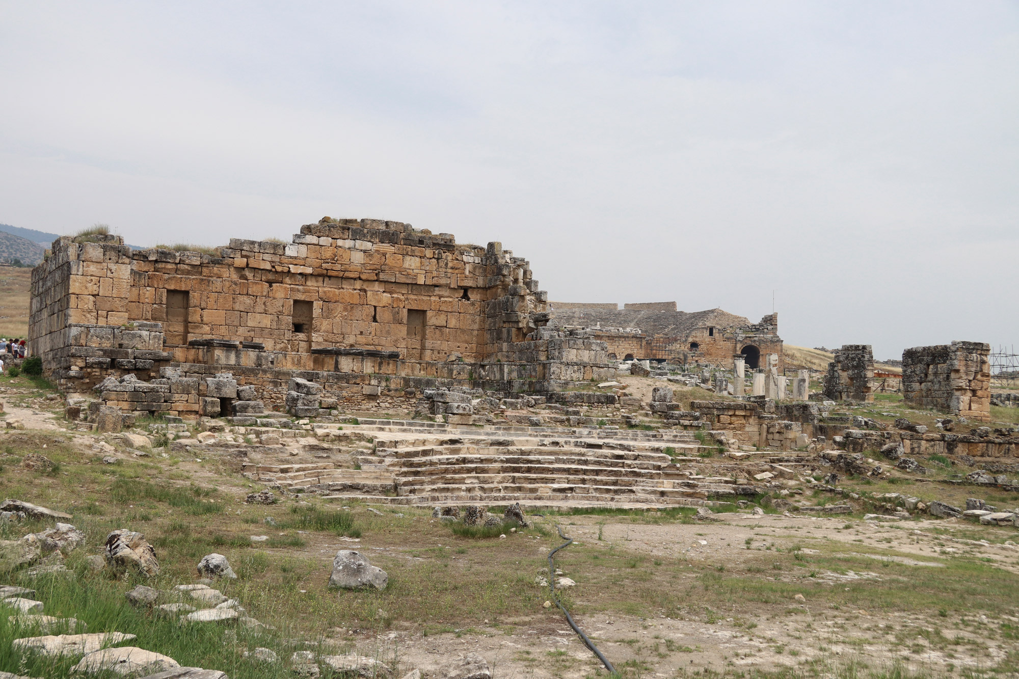 Turkije reisverslag: Pamukkale en Hiërapolis - Nymphaeum