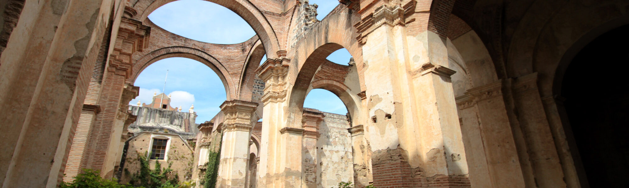 De ruïnes van Antigua - Catedral de Santiago