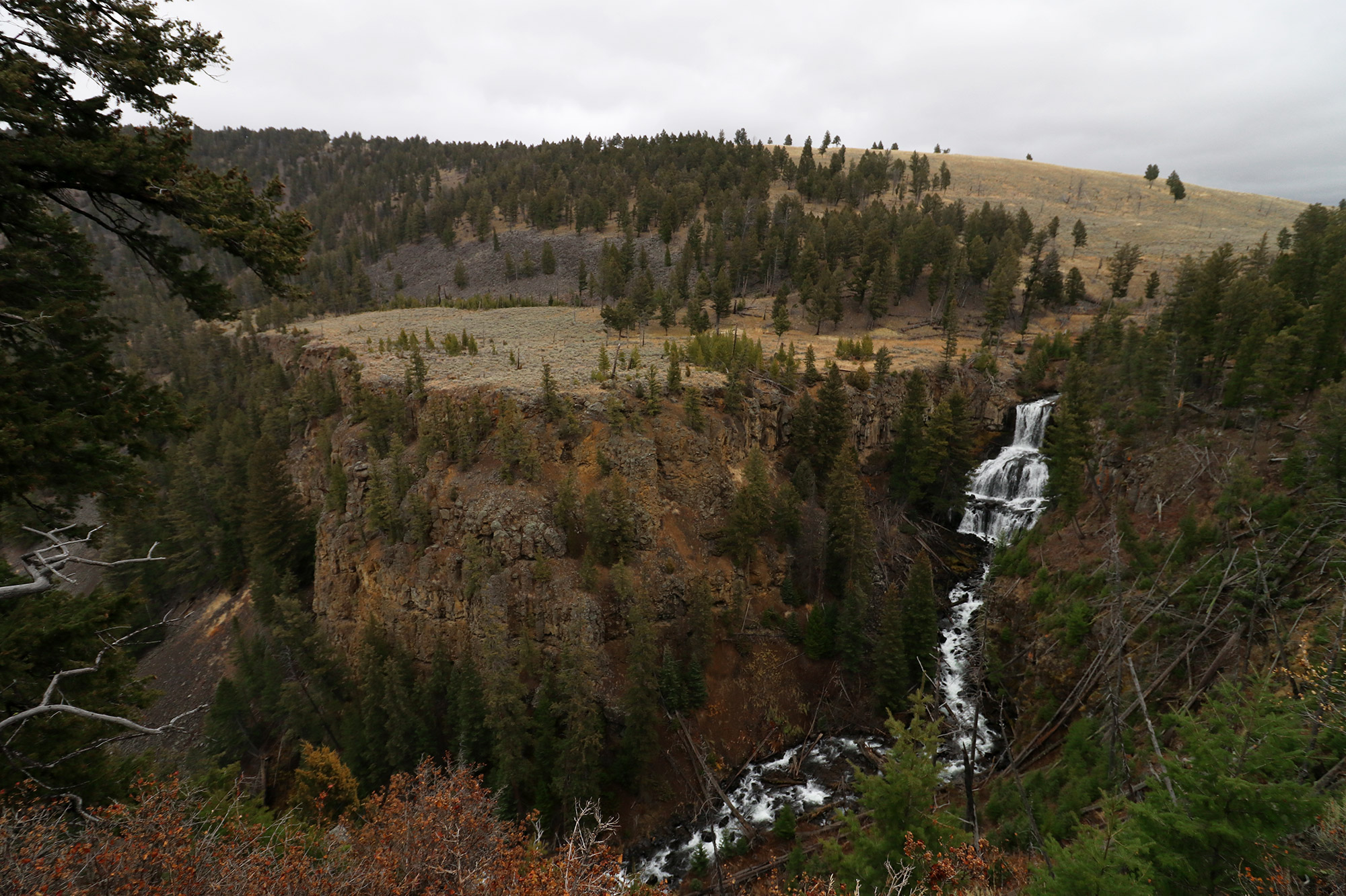 Amerika dag 4 - Yellowstone National Park - Undine Falls