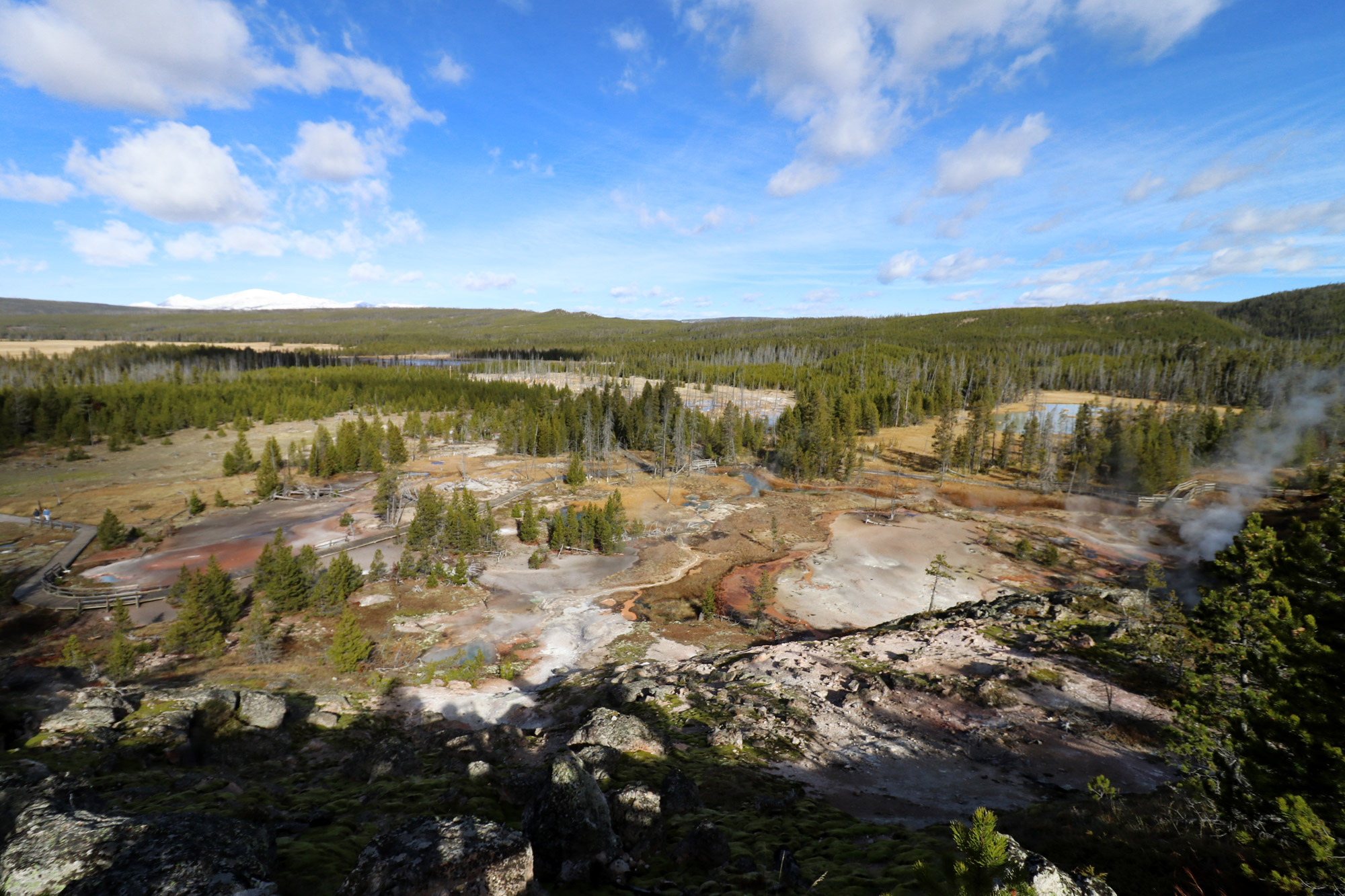 Amerika dag 5 - Yellowstone National Park - Artist's Paintpots