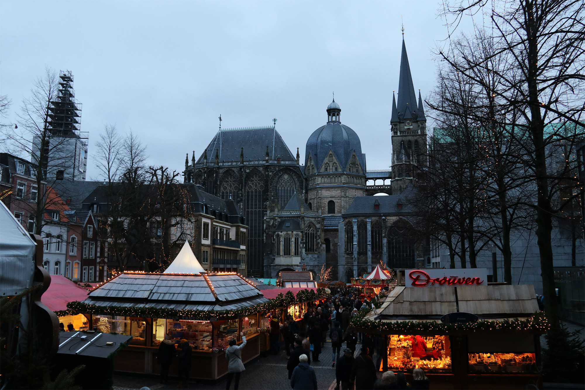 Kerstmarkt van Aken