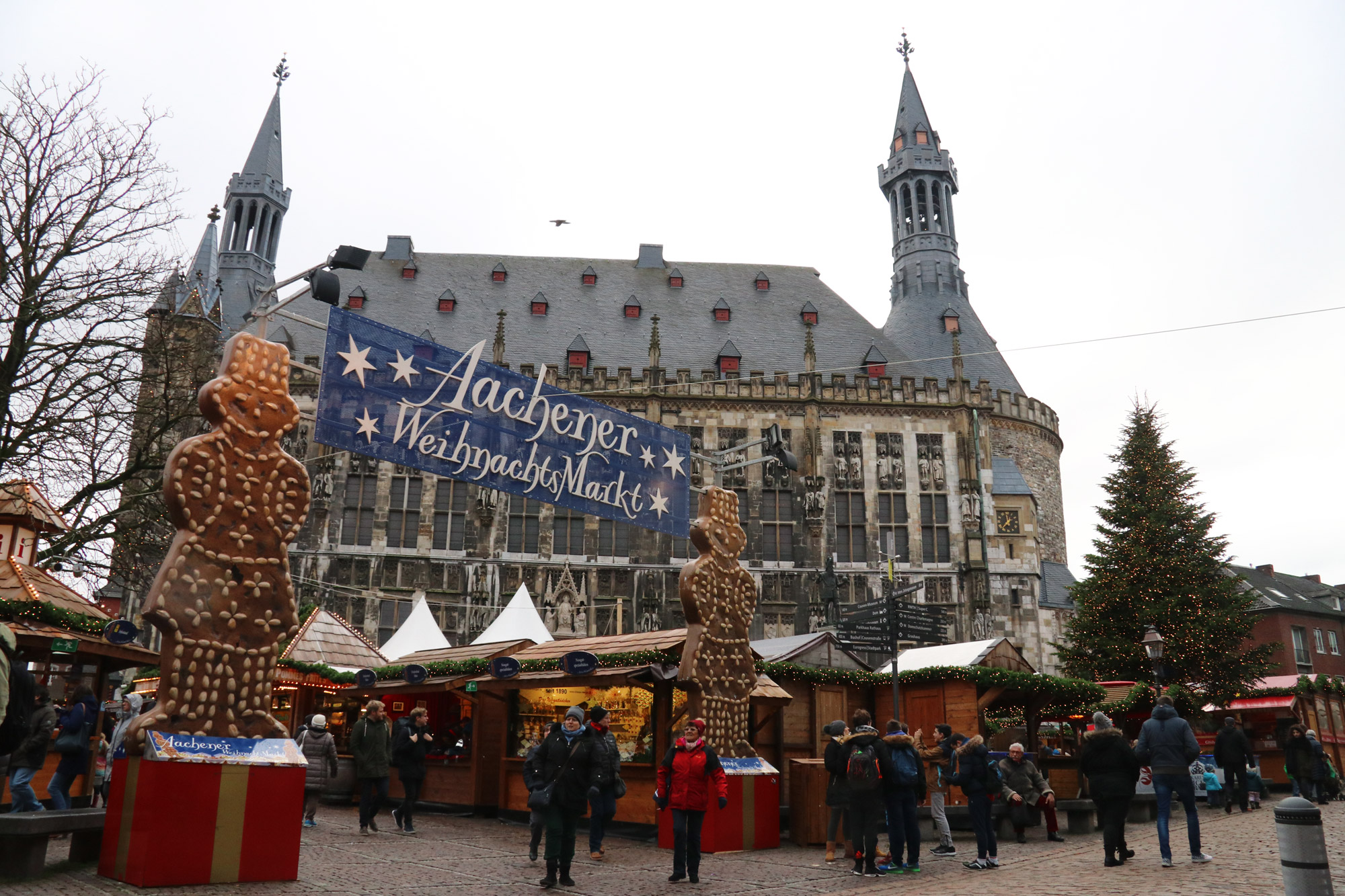 Kerstmarkt van Aken