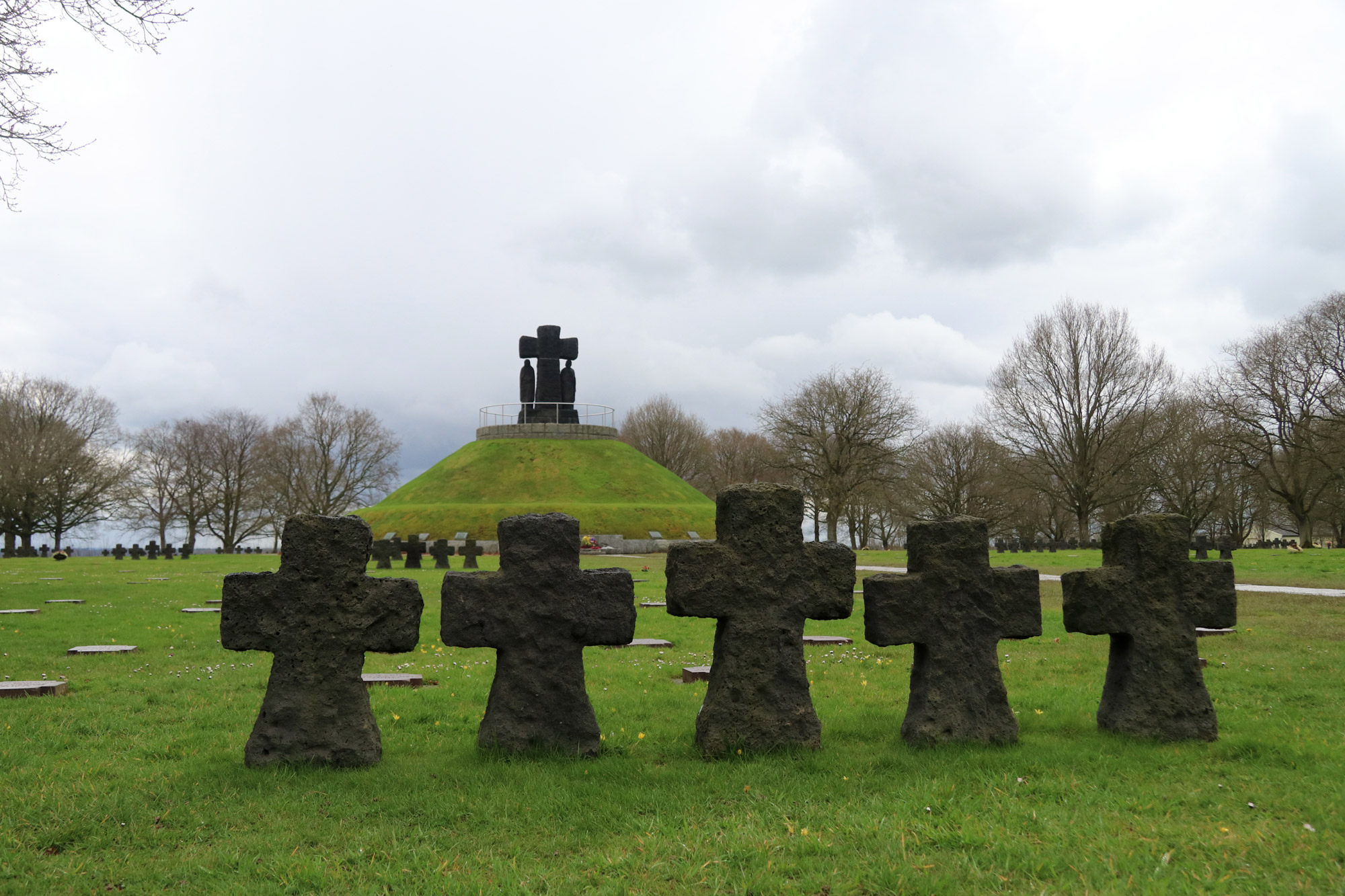 Fotoverslag Normandië - Duitse Militaire Begraafplaats La Cambe