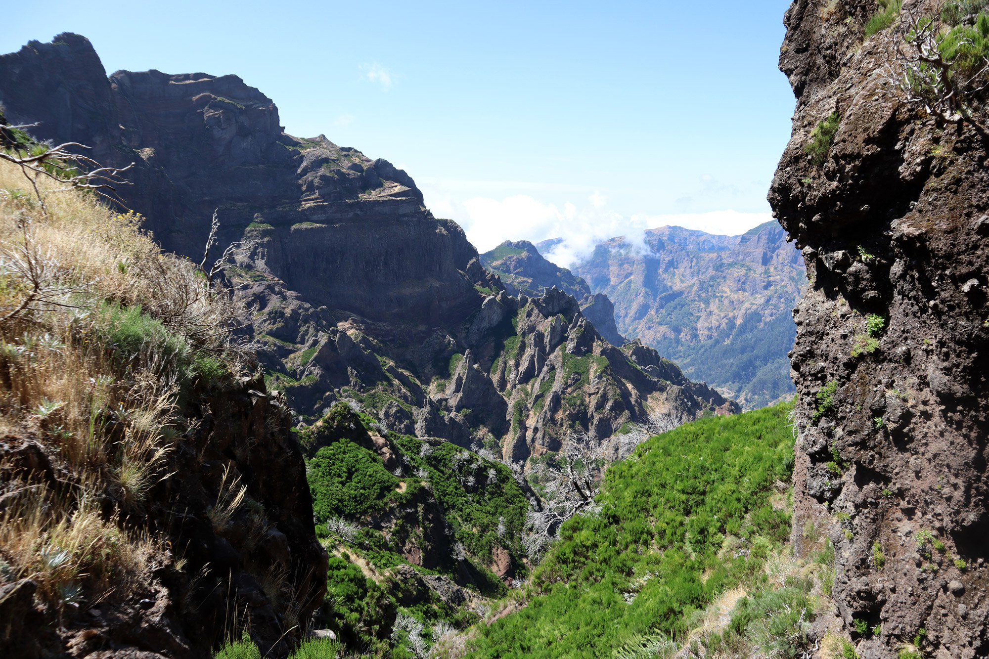 10x doen op Madeira - hike van Pico do Arieiro naar Pico Ruivo en terug