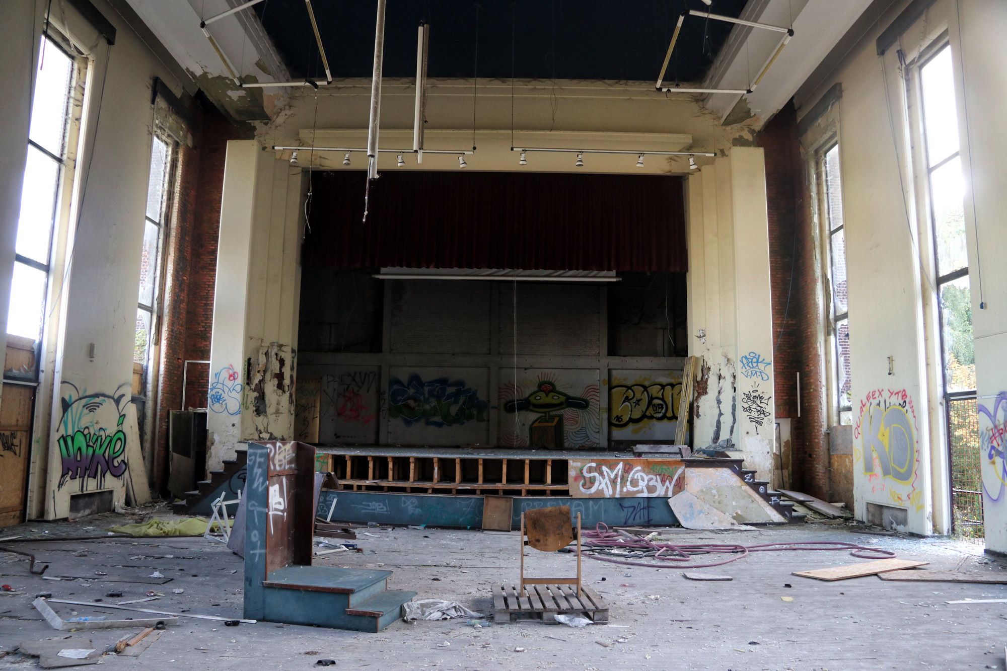 Urbex: Piscine du Mosq