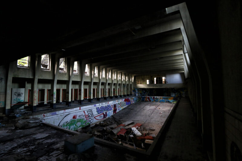 Urbex: Piscine du Mosq