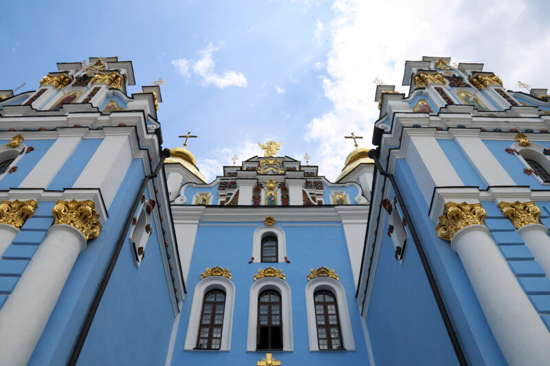 Blue Monday - Sint-Michielsklooster in Kiev