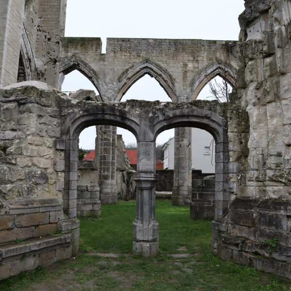 Ruïne Ablain-Saint-Nazaire kerk - Ablain-Saint-Nazaire - Frankrijk
