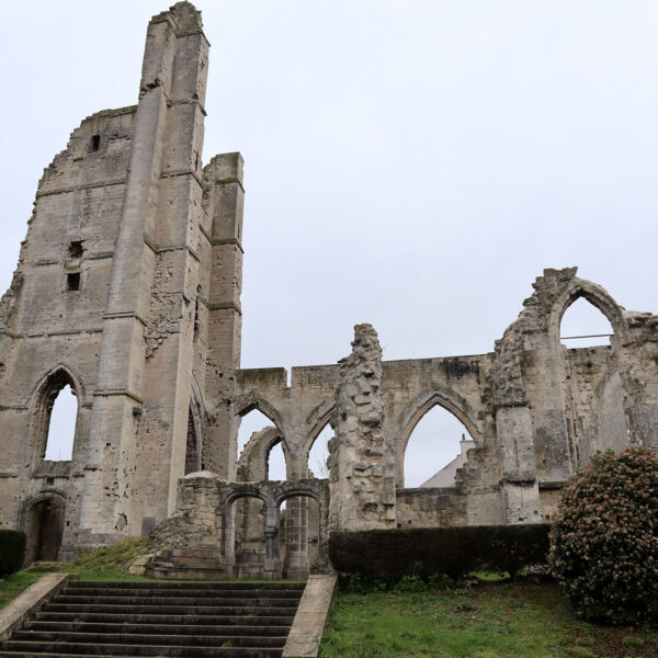 Ruïne Ablain-Saint-Nazaire kerk - Ablain-Saint-Nazaire - Frankrijk
