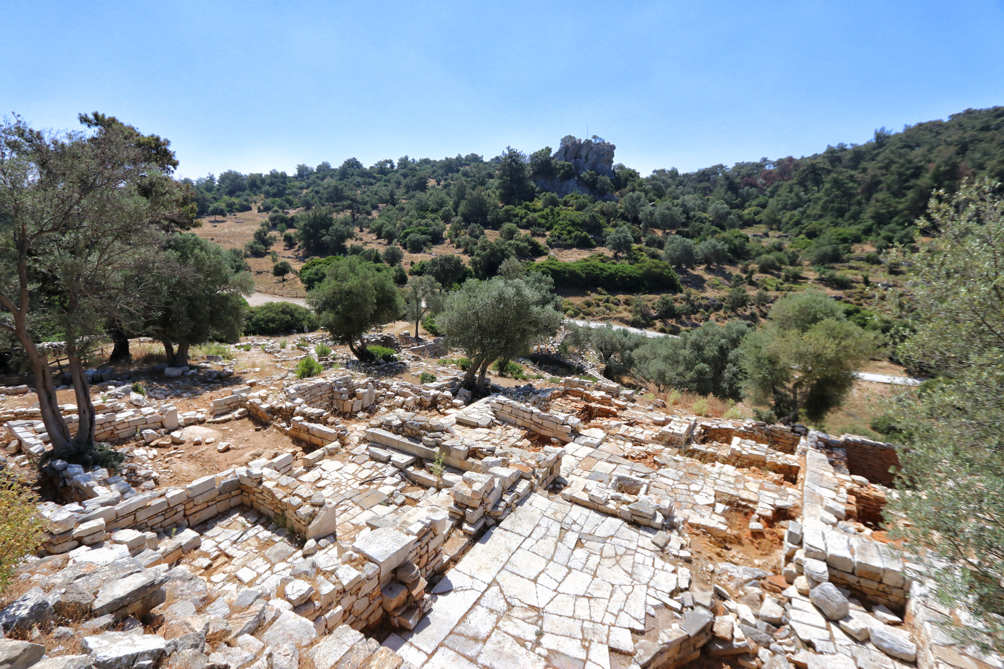 Wandelen door de antieke stad Pedasa - Turkije