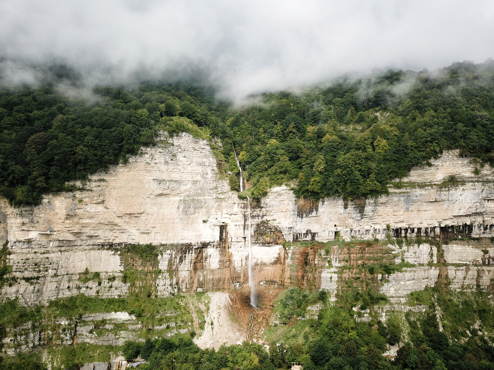 Georgië reisverslag: Kinchkha waterval