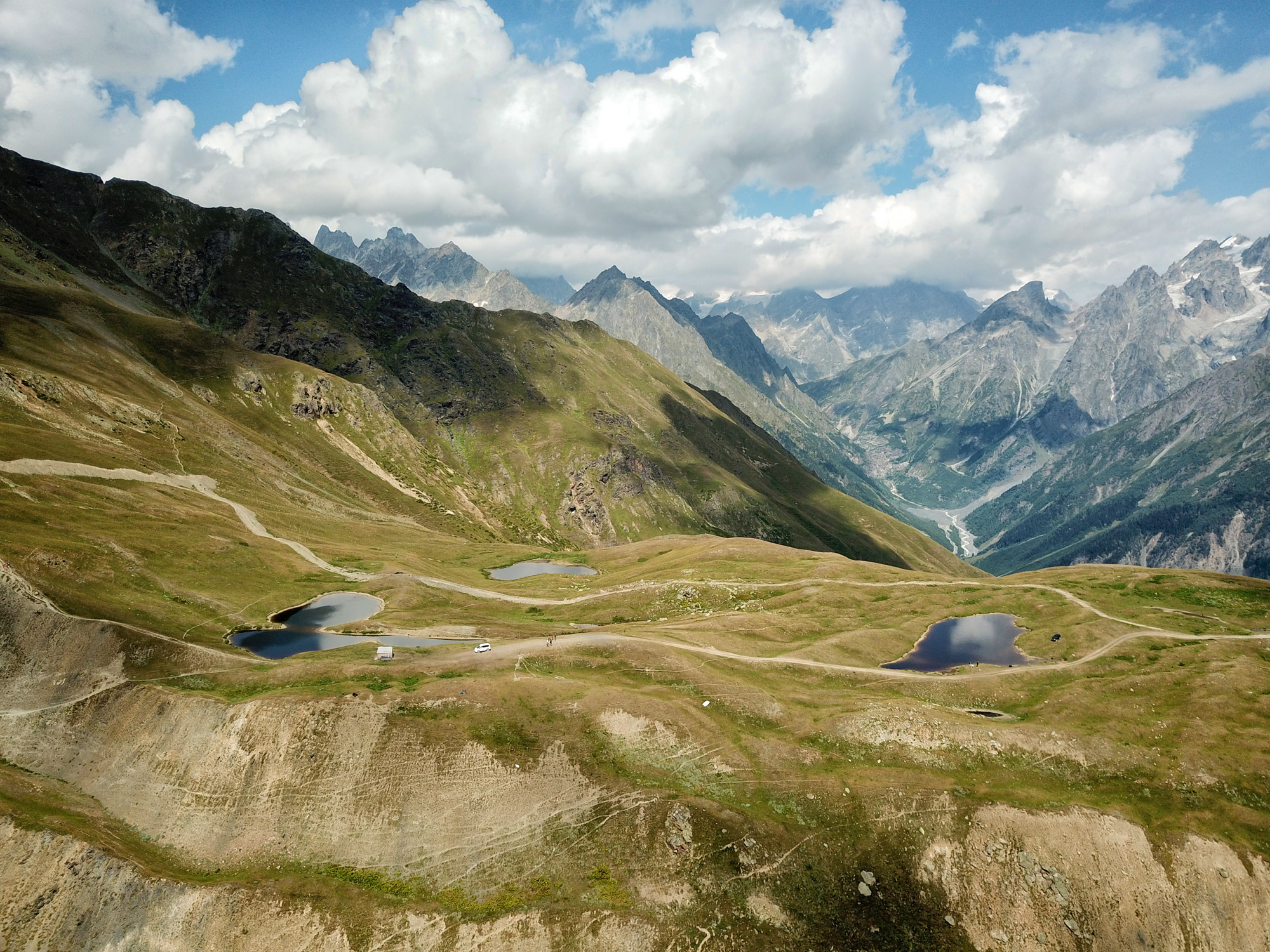 Georgië reisverslag - Wandelen naar de Koruldi Lakes