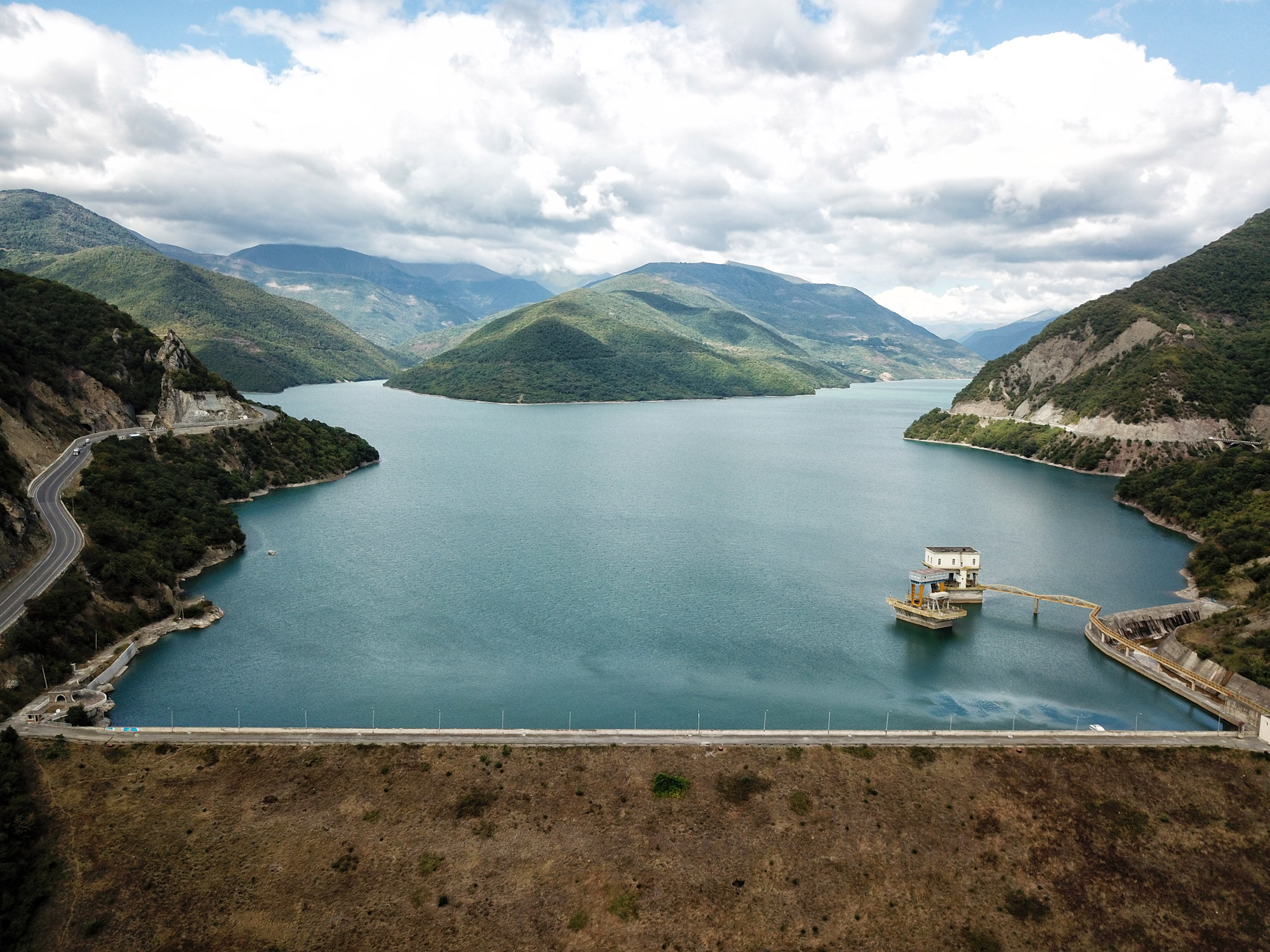 Georgië reisverslag - Zhinvali Dam