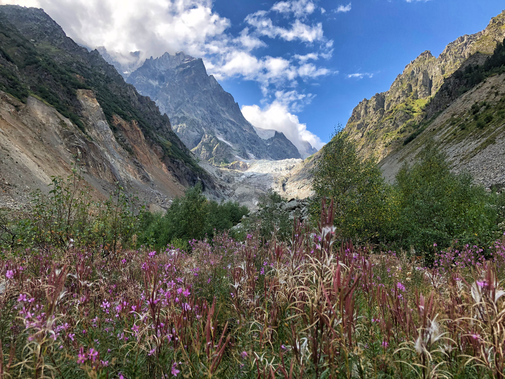 Wandeling in Georgië - Hike naar de Chalaadi Gletsjer
