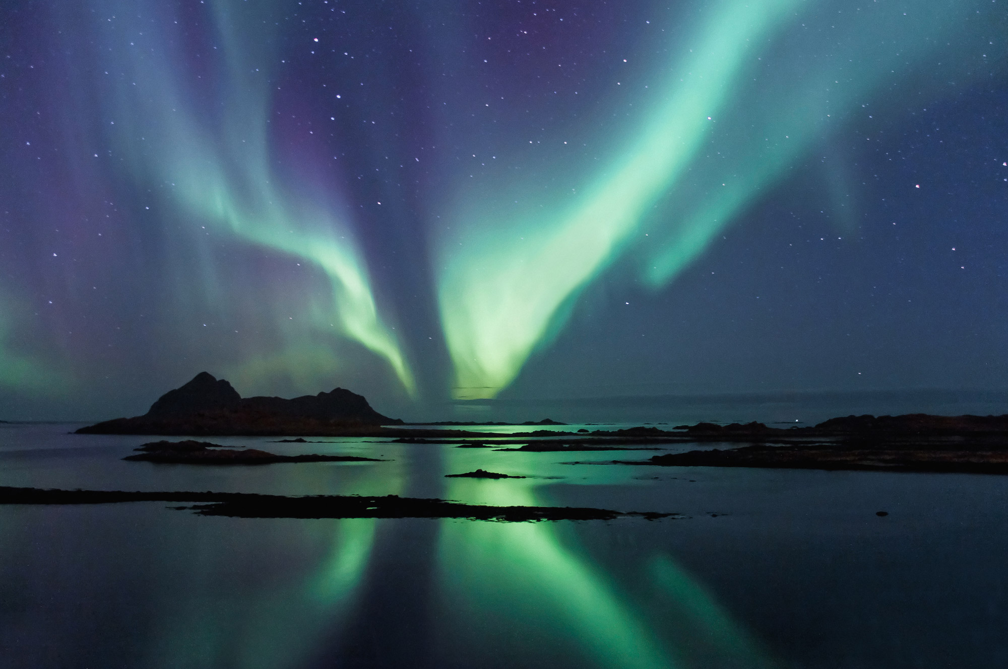 Nazomer in Lapland - Het noorderlicht danst aan de hemel