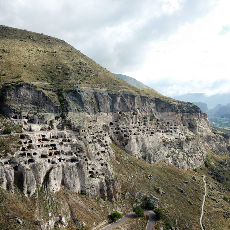 Vardzia, bijzondere grottenstad in Georgië