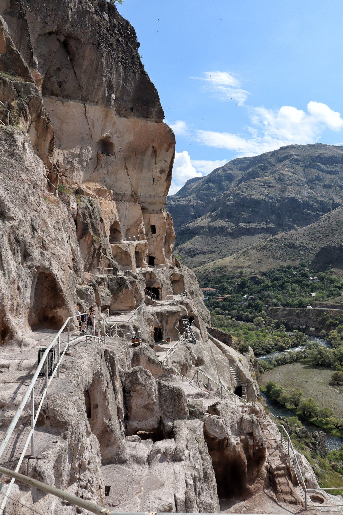 Vardzia, grottenstad in Georgië