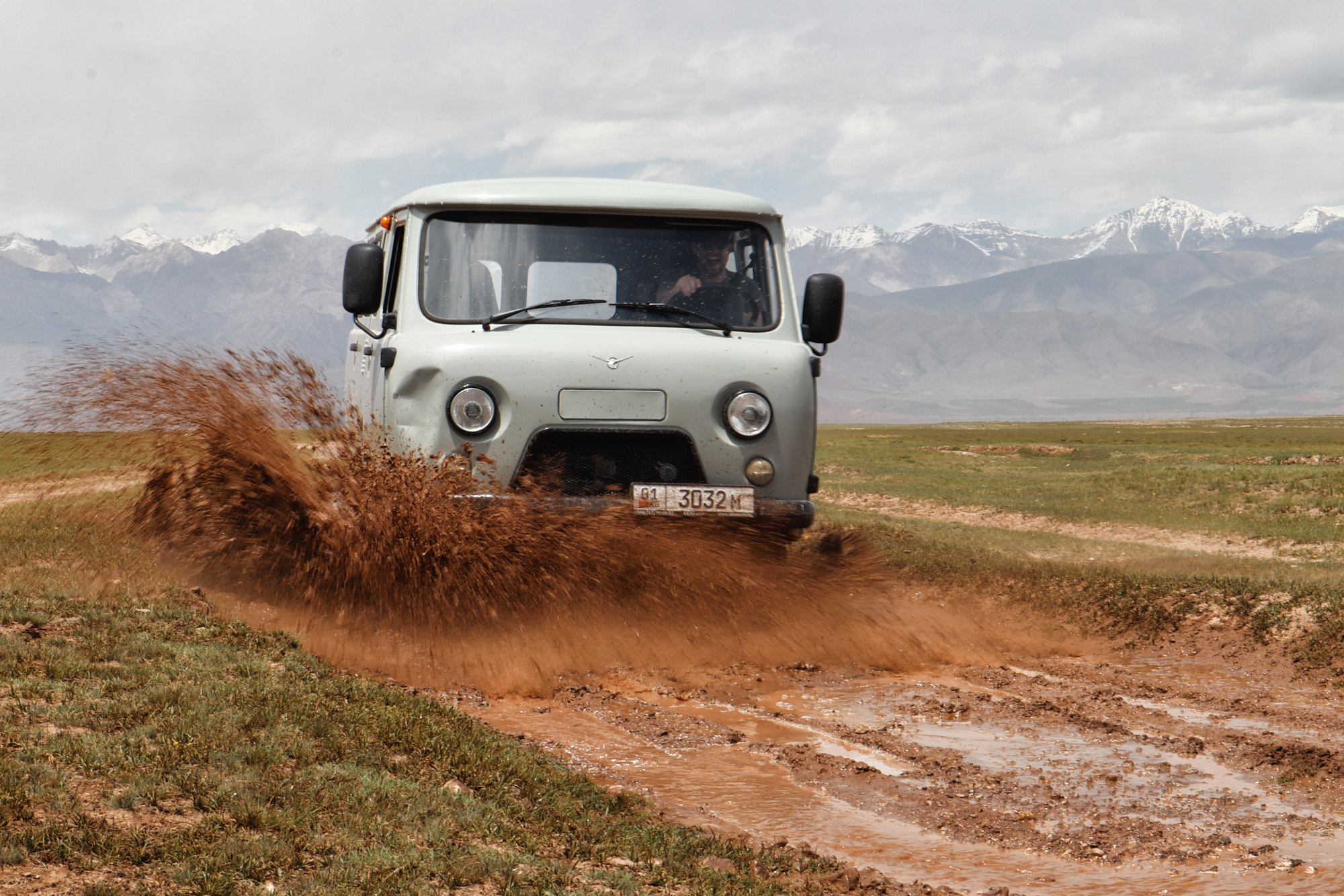 Mijn avontuurlijke roadtrip door Kirgizië met De Verdwaalde Jongens