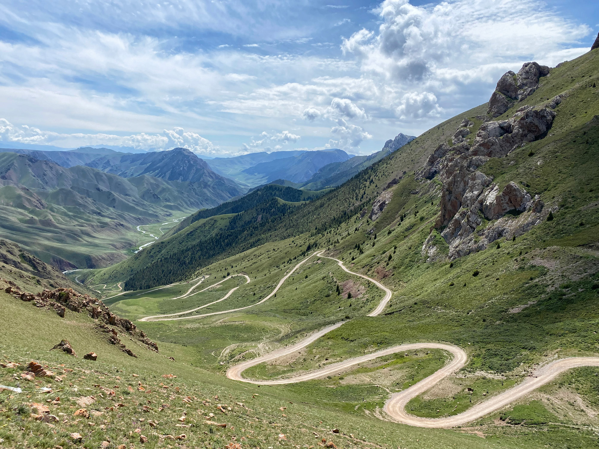 Mijn avontuurlijke roadtrip door Kirgizië met De Verdwaalde Jongens